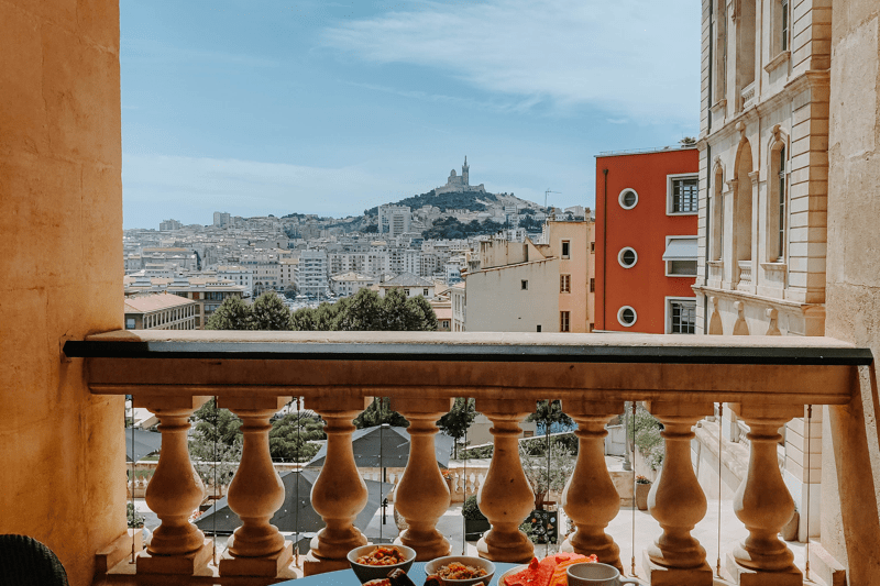 Assistant.e Maitre d'Hôtel Room-Service - Room-Service - CDI image