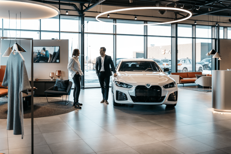 Bli vår nye teamleder og skap resultater med verdens sterkeste bilmerker! image