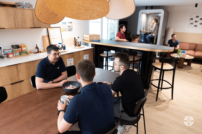 Agentic AI analyst intern image