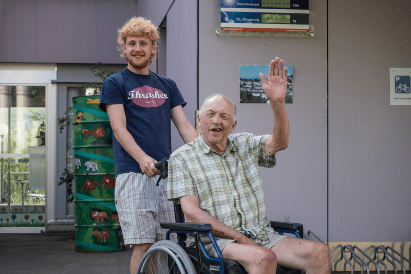 Lehrstellen AGS / Fachfrau Betreuung (FaBe) 🌱 image
