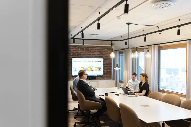 Financial & Business Controller Avaralle image