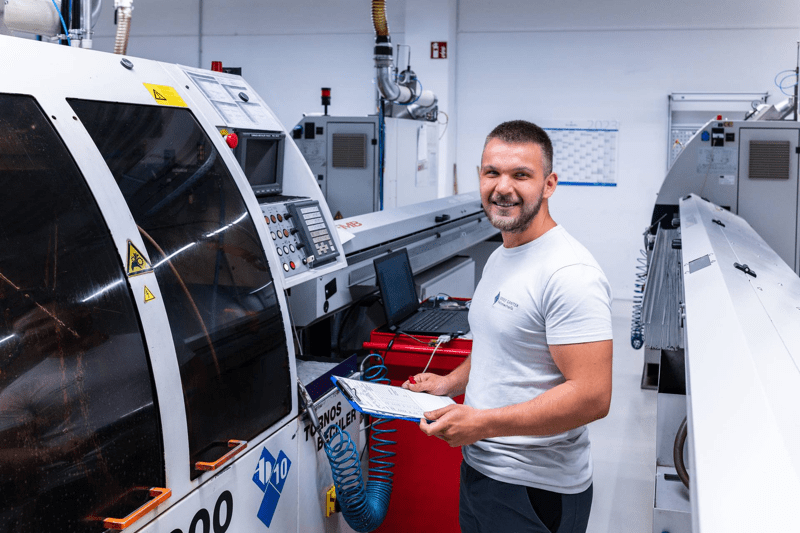 CNC Dreher (a) image