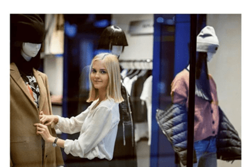 Extrajobb – inventera i en välkänd klädbutik i Nacka image