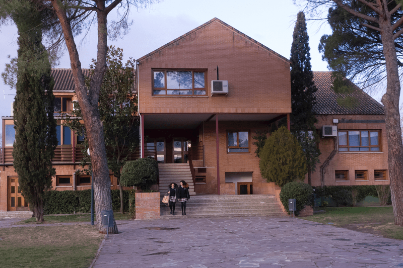 Educadora Residencia Femenina image