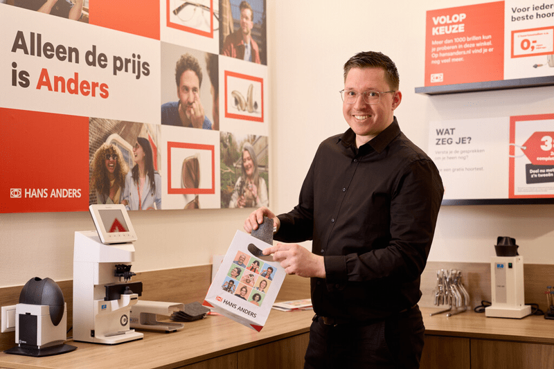 Verkoopmedewerker/Opticien image