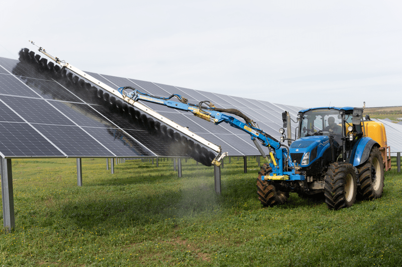 Técnico/a de limpiezas en Planta Fotovoltaica Huelva image