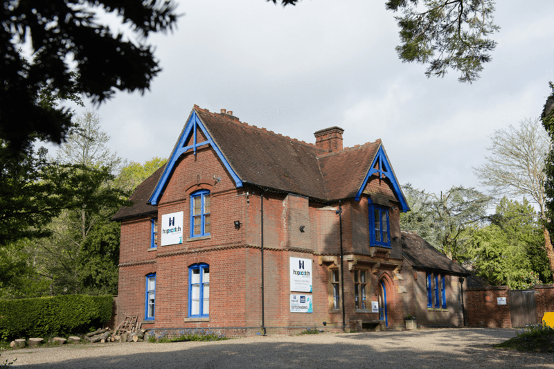 PART TIME Level 2 or higher Early Years Practitioner image