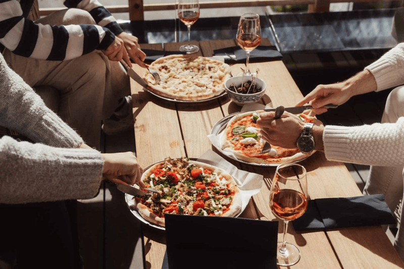 Pizzabagare till FYRI Resort image