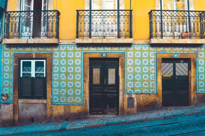 Customer Support Agent - French - Lisbon image