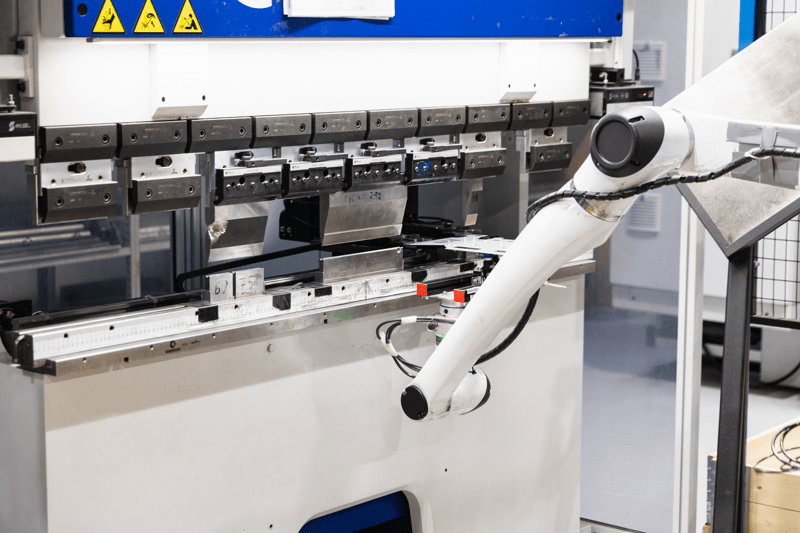 PRESSBRAKE OPERATOR / Keymet image