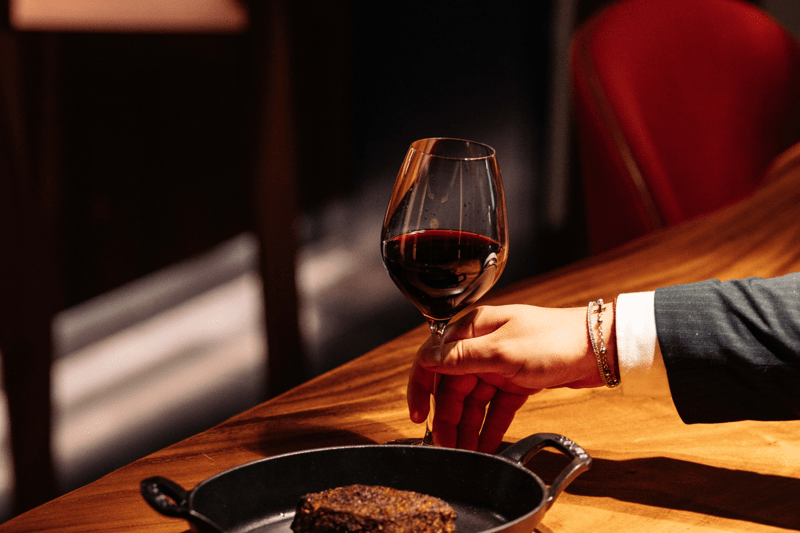 Chef de Rang Beefbar Hiver 25-26 Coeur de Megève H/F image