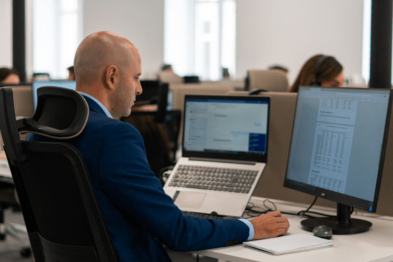 Data Analyst- Especialista en Bases de Llamadas image