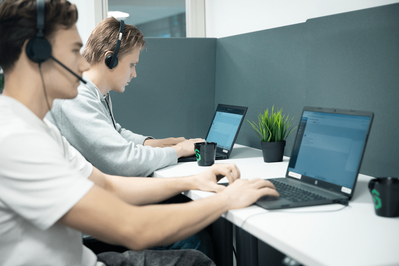 Myynnillinen asiakaspalvelutyöntekijä | Fortum image