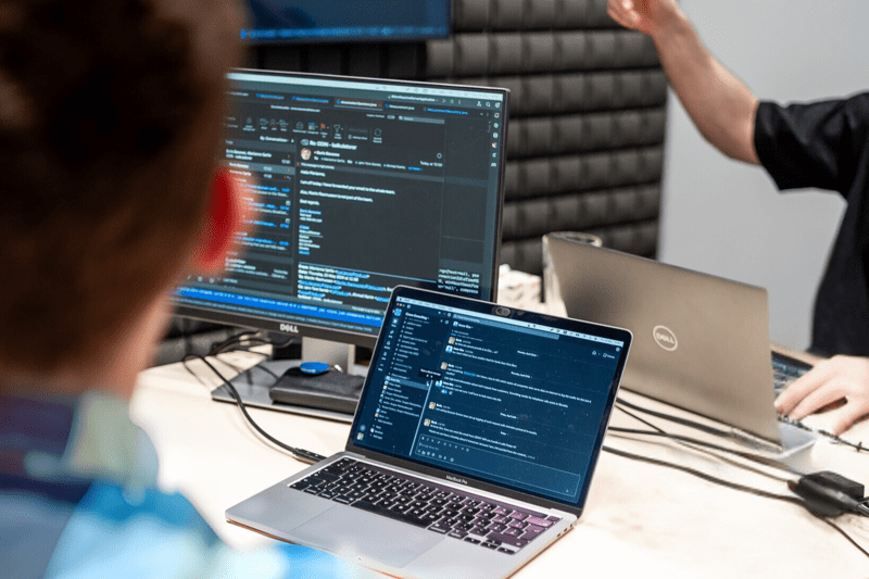 DevOps Network Consultant image