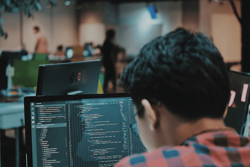Data Analyst image