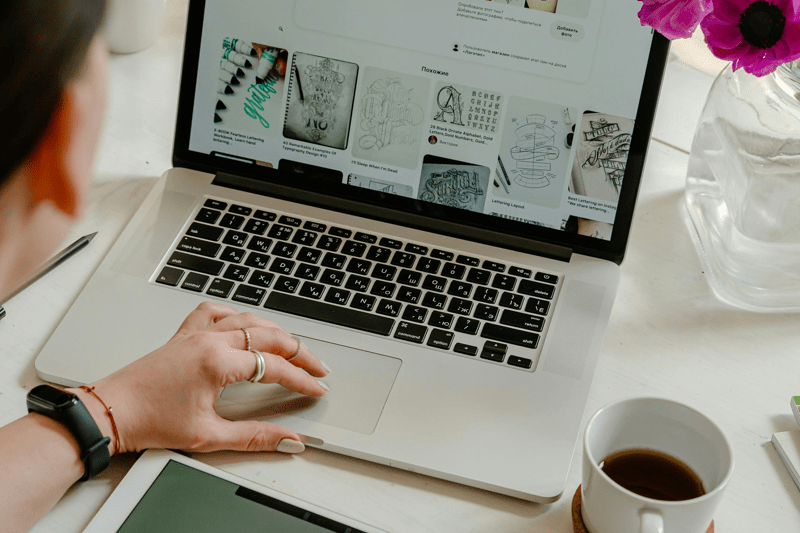 Digital Designer - 100% image