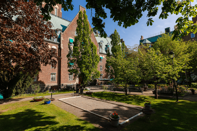 Vi söker undersköterska med uppdrag som administrativt stöd till enhetschef image