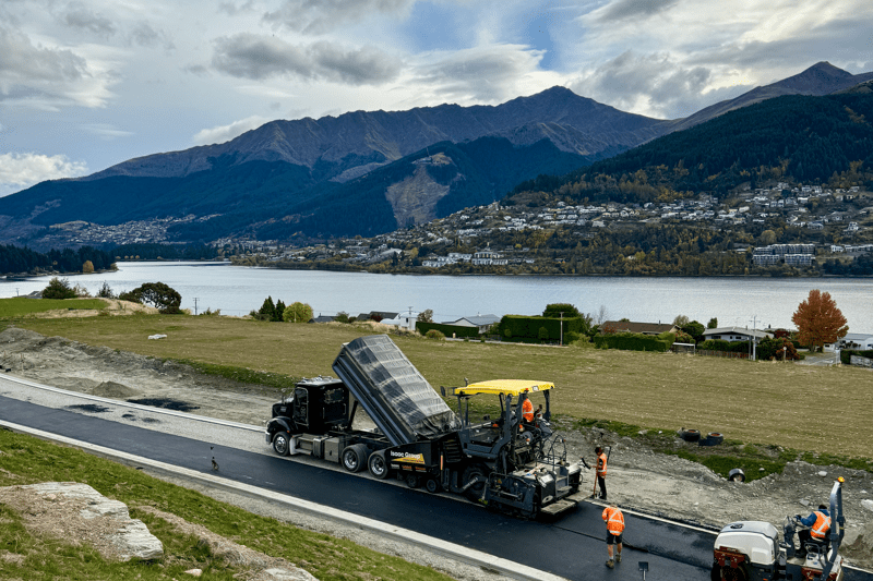 Paving Operator image