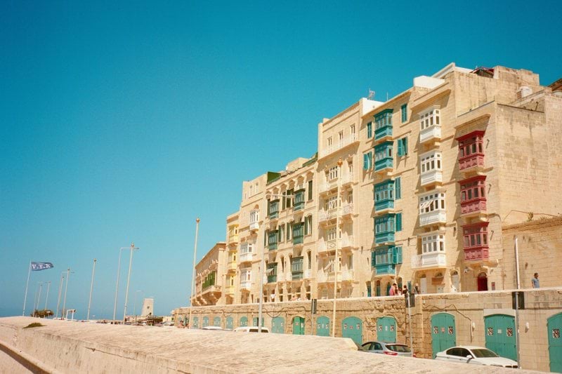 Financial Analyst image