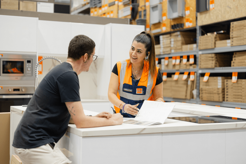 ALMACÉN RIVAS_Vendedor/a Retail Evolutivo/a Electricidad image