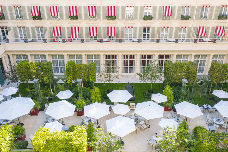 Chargé de relation clientèle Café Antonia / Jardin Français image