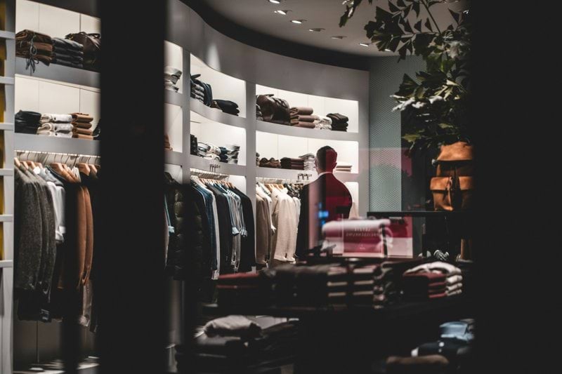 Butiksmedarbetare till butik med exklusiva märken – Heltid image