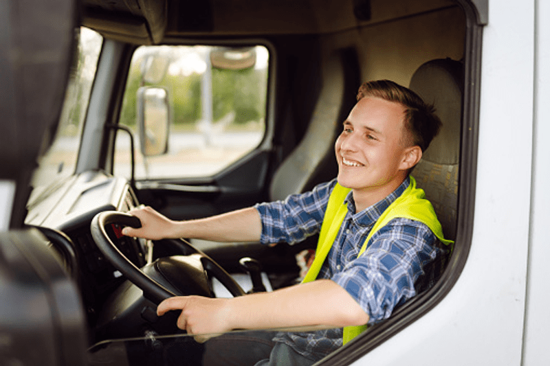 Kesätyöntekijä Pirjon Pakari (kuljettaja Honkajoki) image