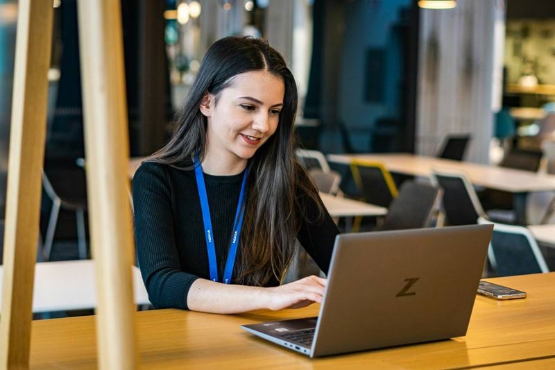 Senior Azure Cloud Consultant image