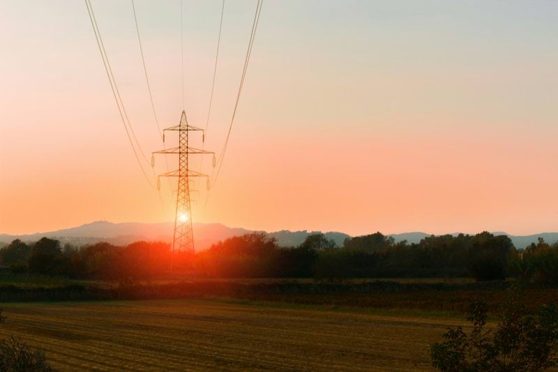 Elmontör till kund i Västerås⚡ image