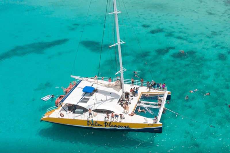 De Palm Watersport-Boat Captain image