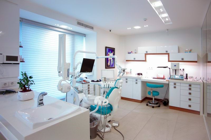 Hammaslääkäri - Dentist image