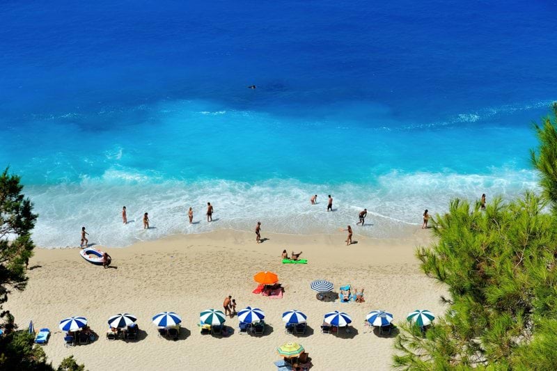 Customer Experts for World’s Top Jewellery - French - Remote in Greece image