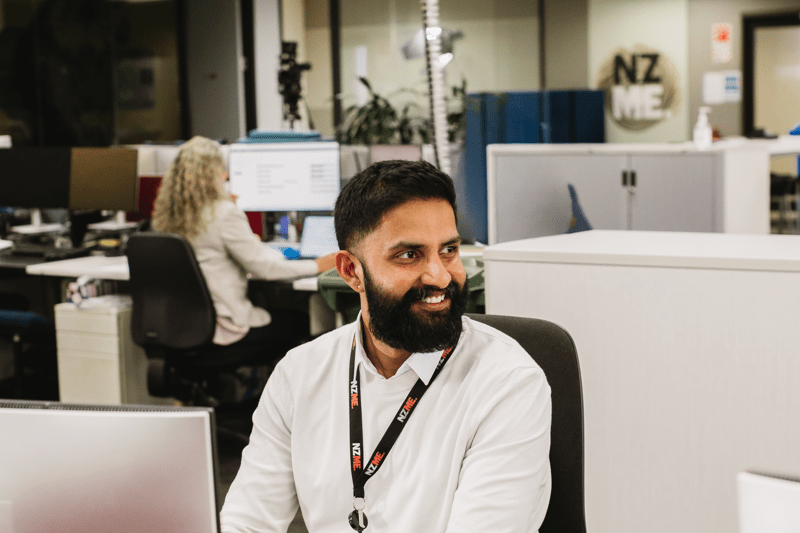 Newspaper Sales Consultant image