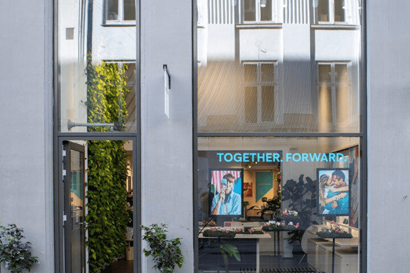Store Assistant – Philip Morris ”Heat & Brew” image