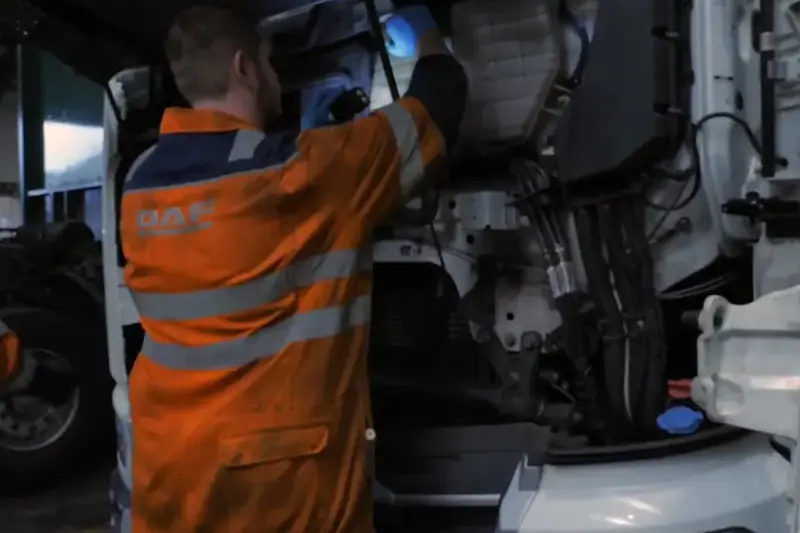 Nightshift HGV Technician image