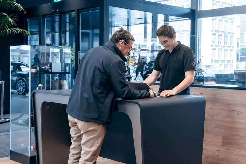 Conseiller(e) Service Après-Vente/Réceptionnaire image