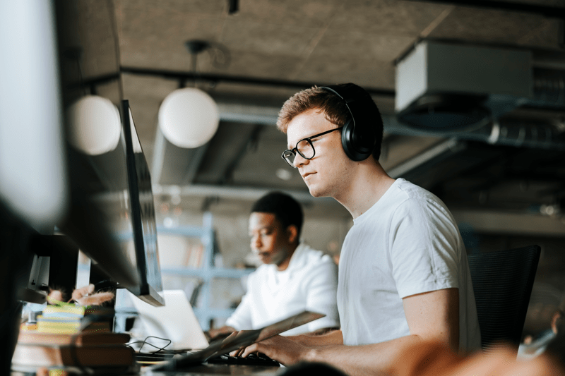 SENIOR CLOUD PLATFORM ENGINEER image