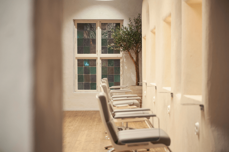 Frisør - Adam og Eva Paleet image