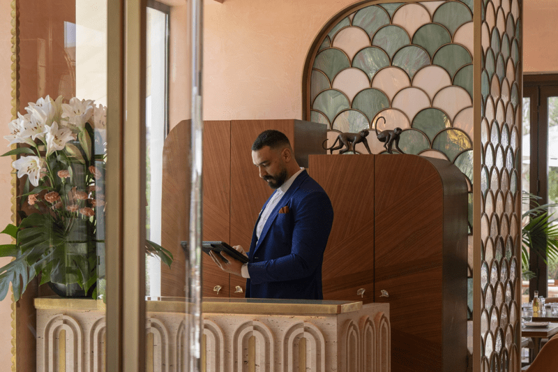 Junior Stylist image