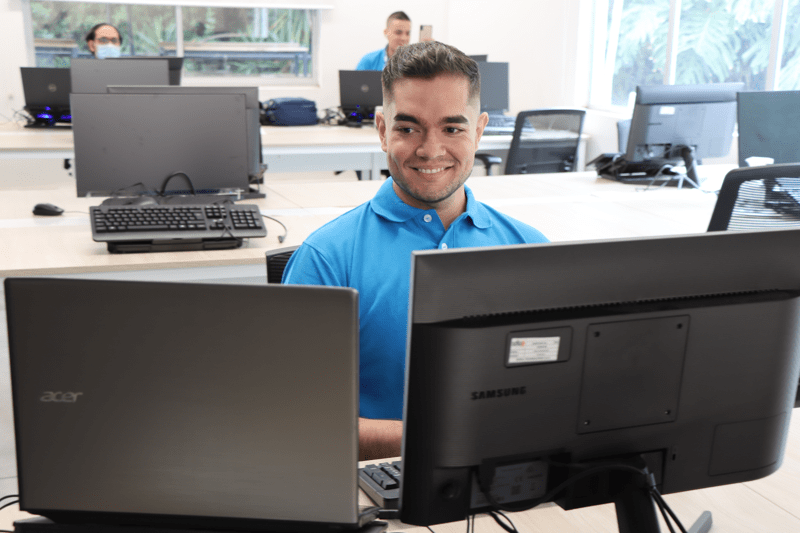 QA Analyst image