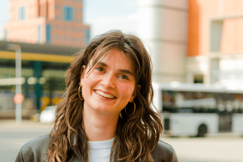 Medior onderwijskundig adviseur Basisvaardigheden met expertise in rekenen image