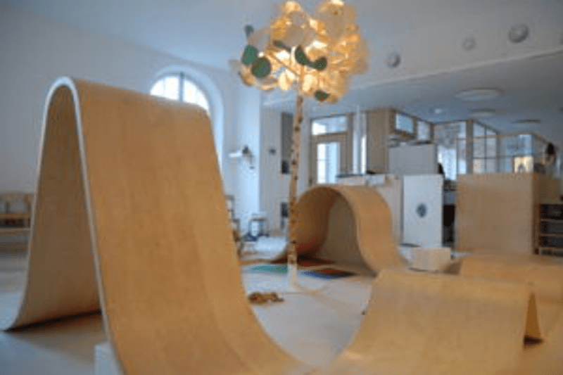 EDUCATEUR DE JEUNES ENFANTS (EJE) en crèche - H/F - La Maison Kangourou image