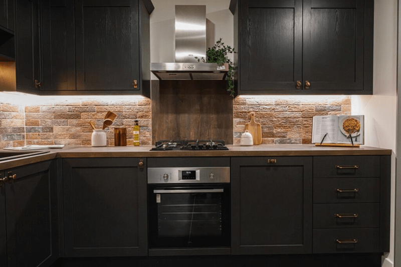 Kitchen & Bathroom Showroom Manager image