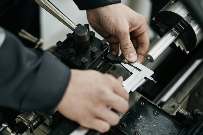 Vill du jobba som CNC-operatör?  – erfarenhet är inget krav image