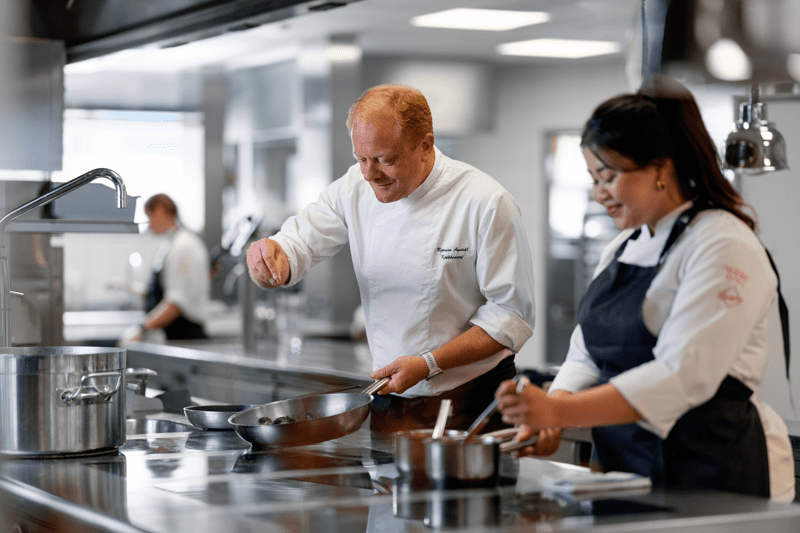 Thon Hotel Fosnavåg og Skotholmen søker Kokker image