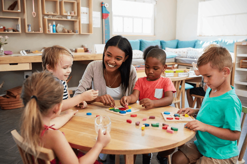 Directeur·rice administratif·ve et financier·ère - Yci Enfance image
