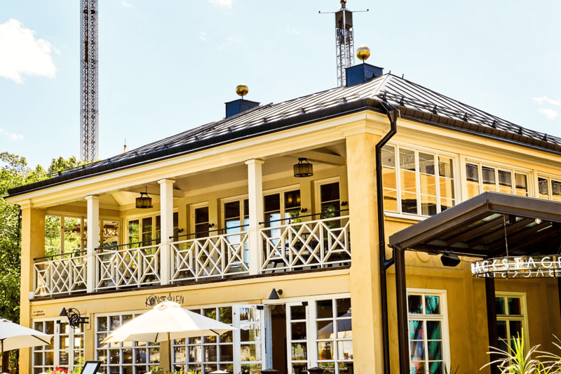 Deltid 50% Receptionist till Backstage Hotel image