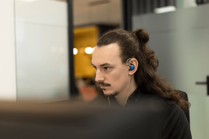 Tech Support Consultant image