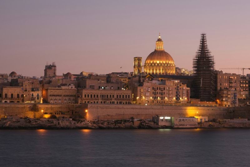 Senior Accountant image