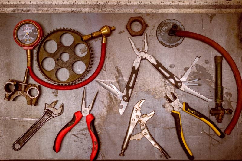 Maskiner dör. Du fixar dem. Deal? image